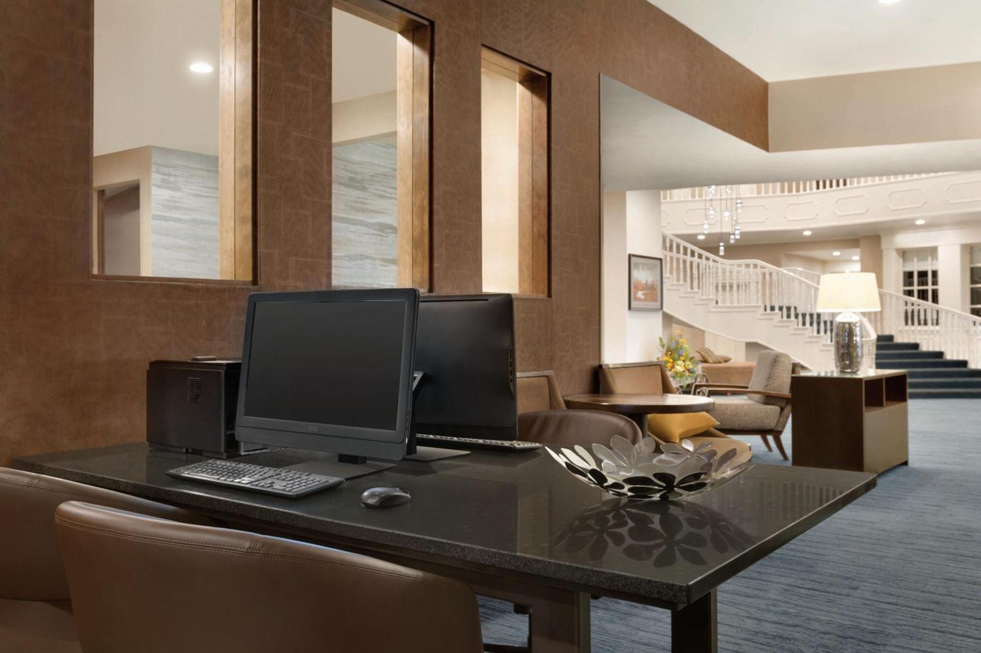 Delta Hotels By Marriott Helena Colonial Dış mekan fotoğraf
