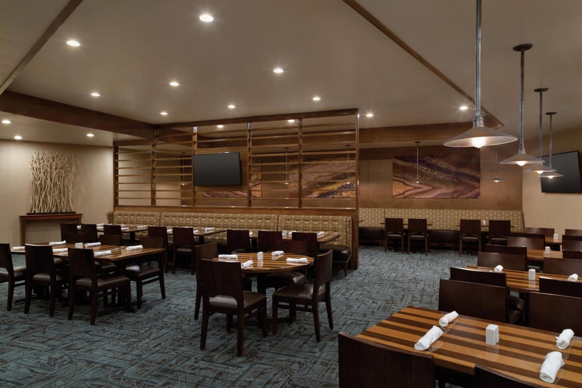 Delta Hotels By Marriott Helena Colonial Dış mekan fotoğraf